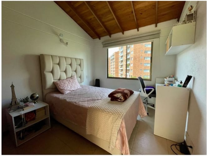 Casa de 3 alcobas en venta en Obrero, Envigado, 164 m² · foto 12 de 17