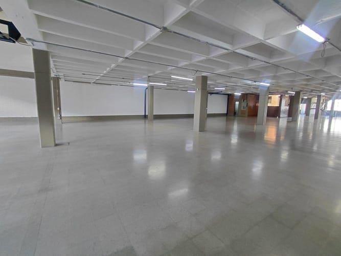 Local en arriendo en Santa Fe, Medellín, 870 m² · foto 9 de 19