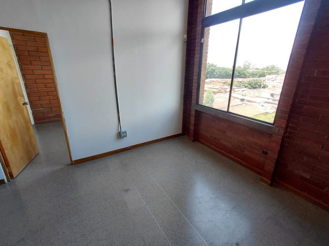 Local en arriendo en Santa Fe, Medellín, 870 m² · foto 15 de 19