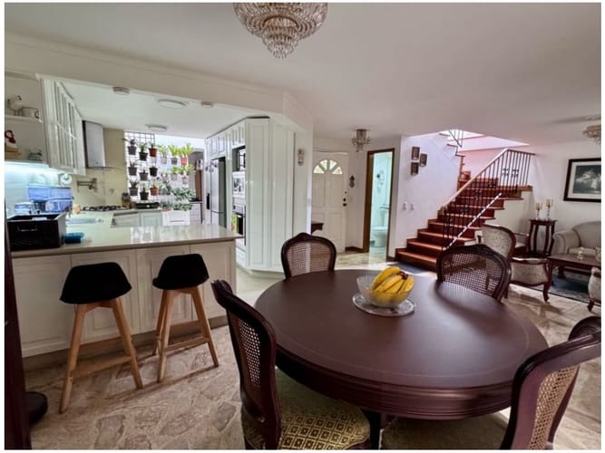 Casa de 3 alcobas en venta en Cerros De Guadalcanal, Envigado, 163 m² · foto 7 de 24