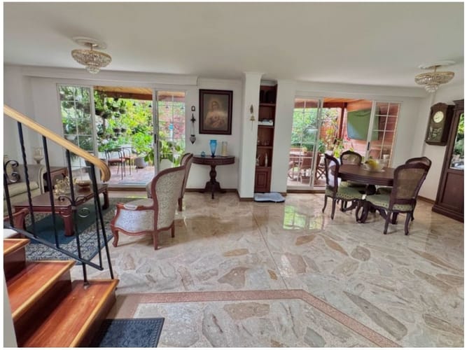 Casa de 3 alcobas en venta en Cerros De Guadalcanal, Envigado, 163 m² · foto 9 de 24