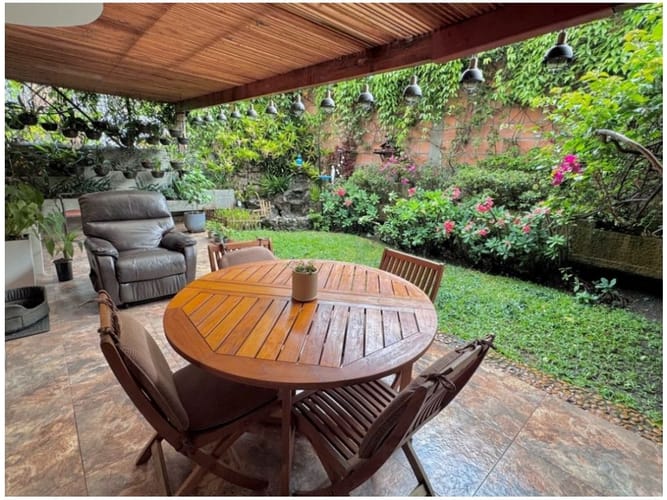 Casa de 3 alcobas en venta en Cerros De Guadalcanal, Envigado, 163 m² · foto 16 de 24