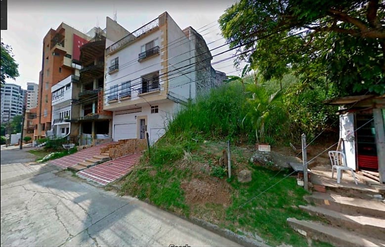 Lote en venta en Bellavista, Cali, 250 m² · foto 2 de 5