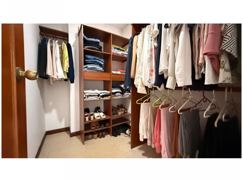 Apartamento en venta en El Portal, Envigado · foto 23 de 24