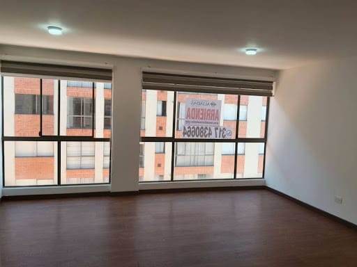 Apartamento de 2 alcobas en arriendo en La Floresta, Bogotá, 55 m² · foto 2 de 24