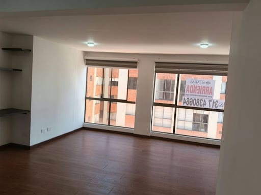 Apartamento de 2 alcobas en arriendo en La Floresta, Bogotá, 55 m² · foto 4 de 24