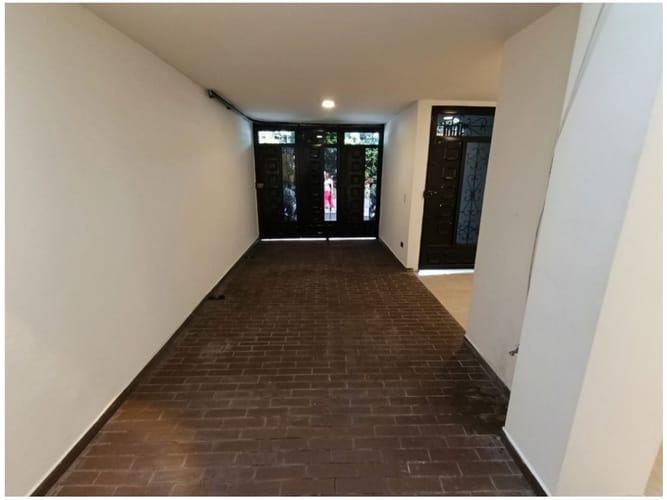Casa de 3 alcobas en venta en Estadio, Medellín, 123 m² · foto 6 de 24