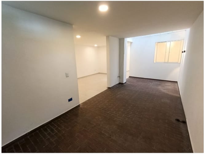 Casa de 3 alcobas en venta en Estadio, Medellín, 123 m² · foto 7 de 24