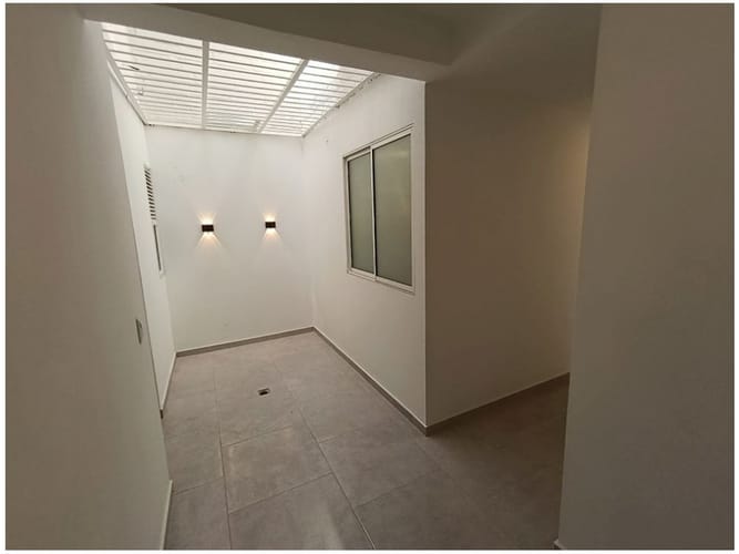 Casa de 3 alcobas en venta en Estadio, Medellín, 123 m² · foto 23 de 24