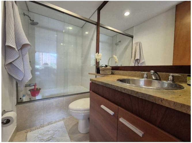 Apartamento de 3 alcobas en venta en Los Naranjos, Medellín, 136 m² · foto 19 de 20