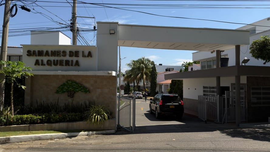Casa de 6 alcobas en venta en Colinas De Vista Hermosa, Villa del Rosario, 600 m² · foto 2 de 15