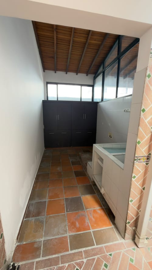 Casa de 6 alcobas en venta en Colinas De Vista Hermosa, Villa del Rosario, 600 m² · foto 12 de 15