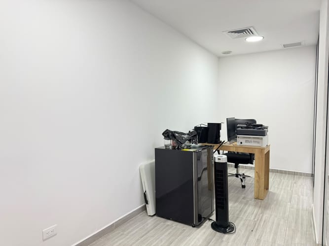 Consultorio en venta en El Poblado, Medellín, 205 m² · foto 6 de 20