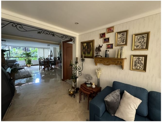Apartamento de 4 alcobas en venta en El Poblado, Medellín, 188 m² · foto 10 de 24