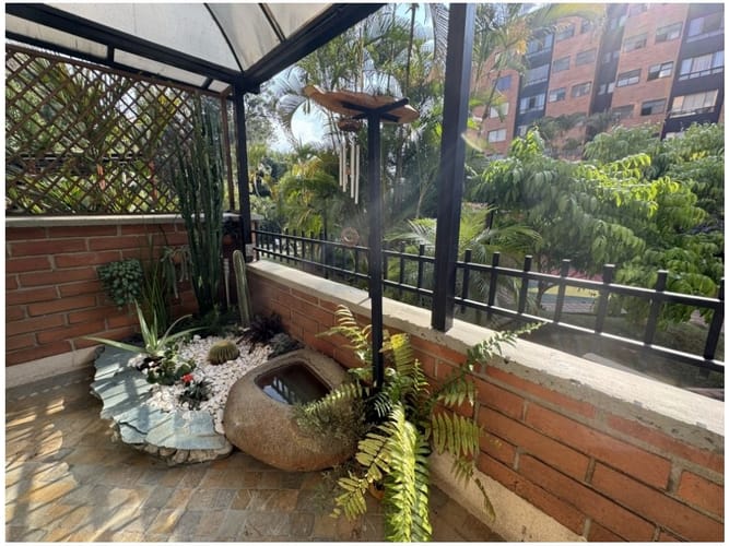 Apartamento de 4 alcobas en venta en El Poblado, Medellín, 188 m² · foto 16 de 24