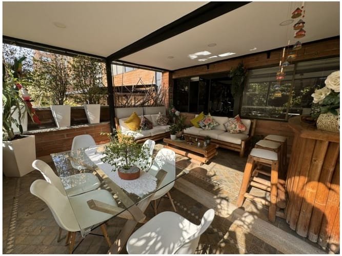 Apartamento de 4 alcobas en venta en El Poblado, Medellín, 188 m² · foto 19 de 24