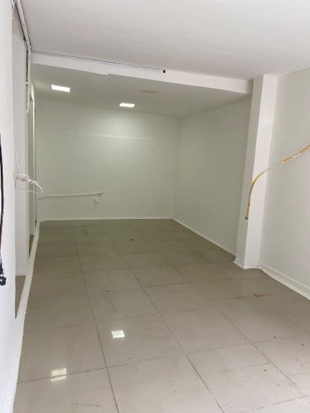 Local en arriendo en La Magnolia, Envigado, 30 m² · foto 3 de 5