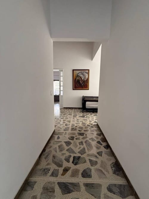 Apartamento de 3 alcobas en venta en Cabecera Del Llano, Bucaramanga, 214 m² · foto 8 de 24
