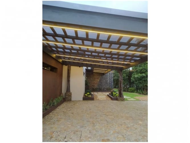 Casa de 4 alcobas en venta en Llano Grande, Rionegro, 525 m² · foto 5 de 14