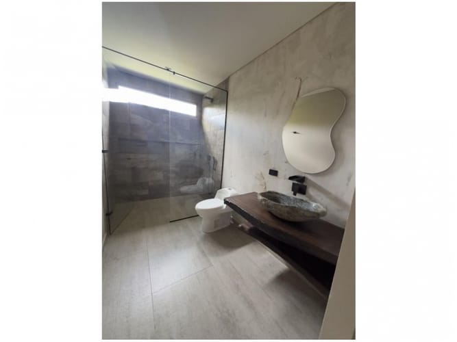 Casa de 4 alcobas en venta en Llano Grande, Rionegro, 525 m² · foto 6 de 14