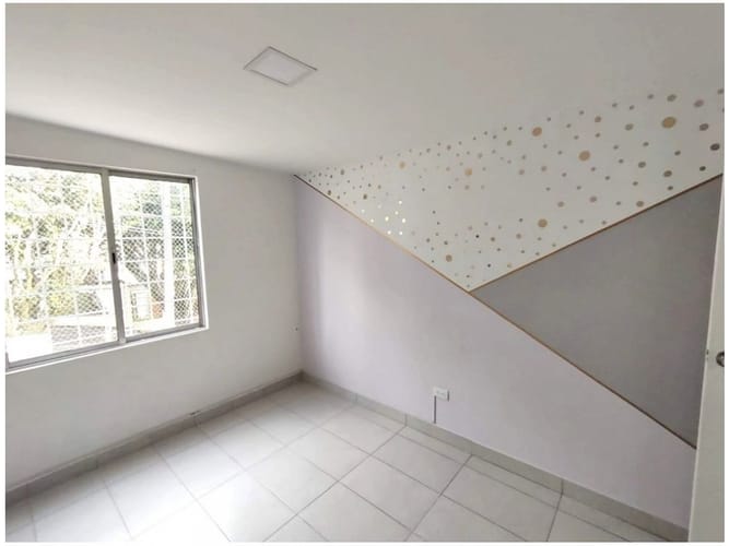 Casa de 3 alcobas en venta en La Pilarica, Medellín, 120 m² · foto 10 de 13