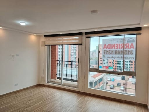 Apartamento de 3 alcobas en arriendo en San Carlos I, Madrid, 58 m² · foto 6 de 20