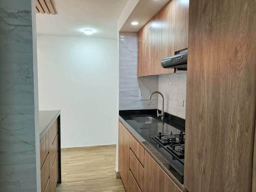 Apartamento de 3 alcobas en arriendo en San Carlos I, Madrid, 58 m² · foto 9 de 20