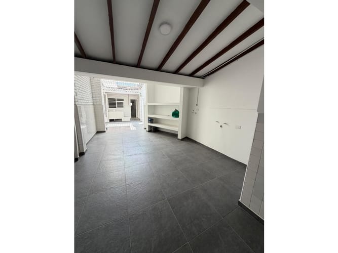Casa de 6 alcobas en venta en Evaristo Garcia, Cali, 305 m² · foto 12 de 24