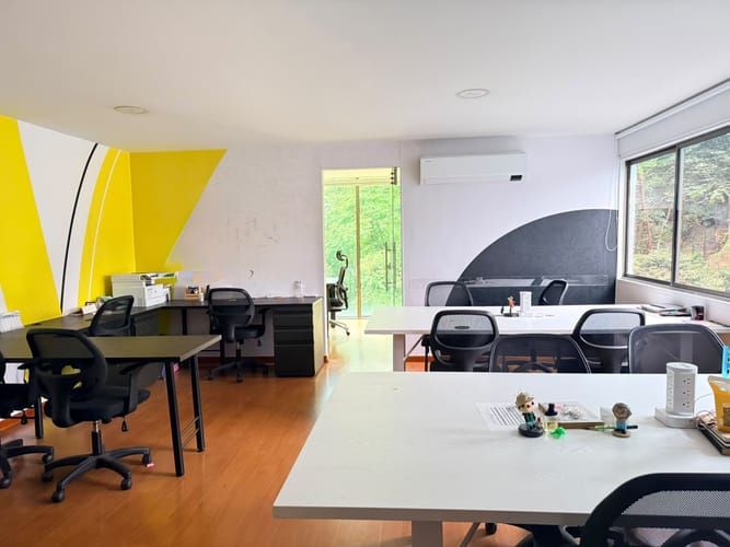 Oficina en venta en El Poblado, Medellín, 55 m² · foto 5 de 13