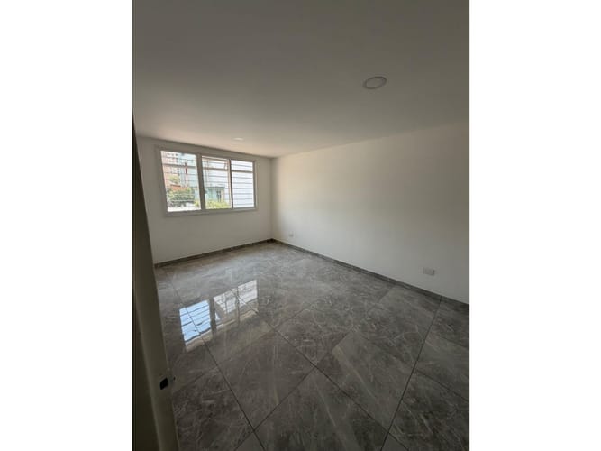 Casa de 6 alcobas en venta en Evaristo Garcia, Cali, 305 m² · foto 21 de 24