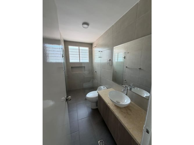 Casa de 6 alcobas en venta en Evaristo Garcia, Cali, 305 m² · foto 24 de 24