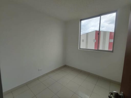 Apartamento de 3 alcobas en arriendo en Conjunto Residencial La Finca Super Manzana 10a, Madrid, 61 m² · foto 13 de 20