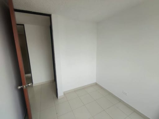 Apartamento de 3 alcobas en arriendo en Conjunto Residencial La Finca Super Manzana 10a, Madrid, 61 m² · foto 15 de 20
