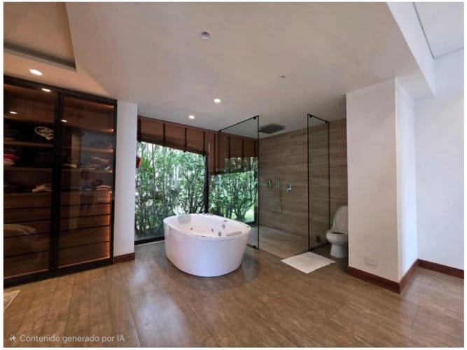 Casa de 4 alcobas en venta en El Poblado, Medellín, 366 m² · foto 17 de 24