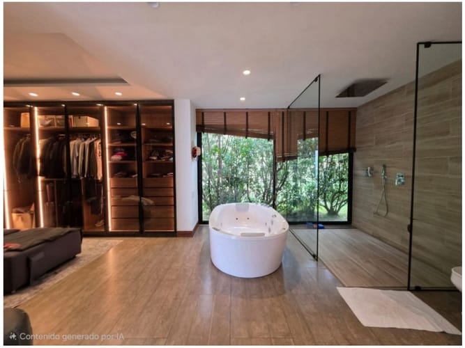 Casa de 4 alcobas en venta en El Poblado, Medellín, 366 m² · foto 18 de 24