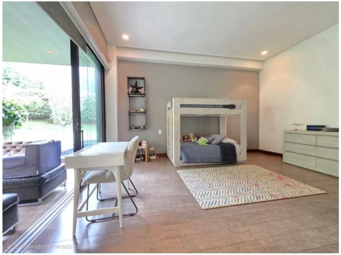 Casa de 4 alcobas en venta en El Poblado, Medellín, 366 m² · foto 20 de 24