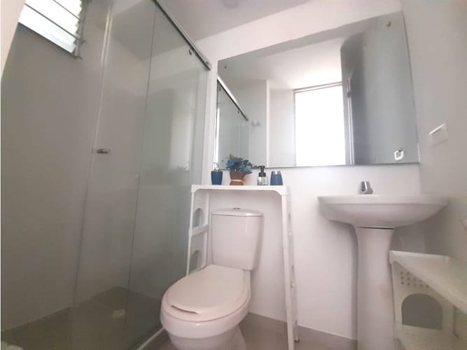 Apartamento de 2 alcobas en arriendo en Las Palmas, Ricaurte, 55 m² · foto 18 de 24