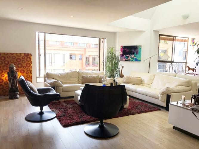 Apartamento de 4 alcobas en venta en Santa Barbara, Bogotá, 255 m² · foto 4 de 15
