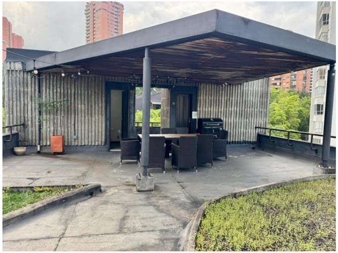 Oficina en venta en El Poblado, Medellín, 119 m² · foto 5 de 21