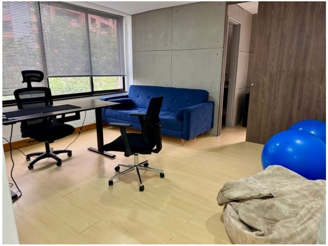 Oficina en venta en El Poblado, Medellín, 119 m² · foto 10 de 21