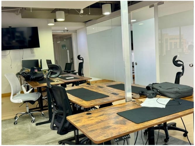 Oficina en venta en El Poblado, Medellín, 119 m² · foto 14 de 21