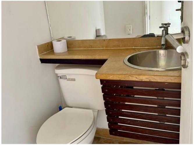 Oficina en venta en El Poblado, Medellín, 119 m² · foto 17 de 21