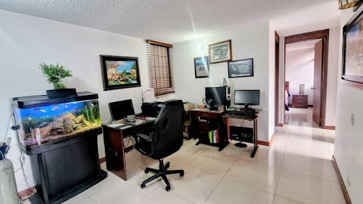 Apartamento de 3 alcobas en venta en Hayuelos, Bogotá, 84 m² · foto 8 de 20
