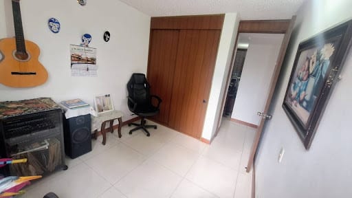 Apartamento de 3 alcobas en venta en Hayuelos, Bogotá, 84 m² · foto 10 de 20