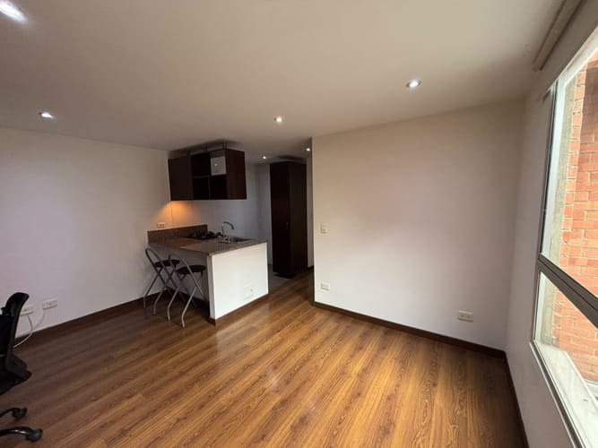 Apartaestudio en arriendo en La Calleja, Bogotá, 40 m² · foto 4 de 12