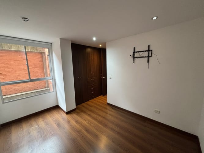 Apartaestudio en arriendo en La Calleja, Bogotá, 40 m² · foto 9 de 12