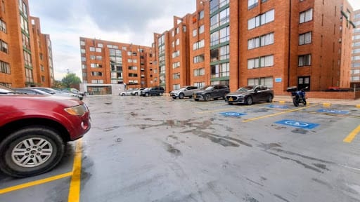 Apartamento de 3 alcobas en venta en Hayuelos, Bogotá, 84 m² · foto 18 de 20