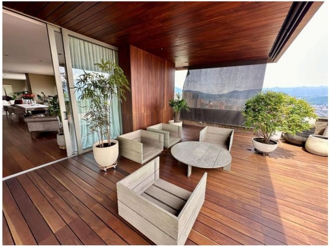 Apartamento de 3 alcobas en venta en El Poblado, Medellín, 531 m² · foto 6 de 24
