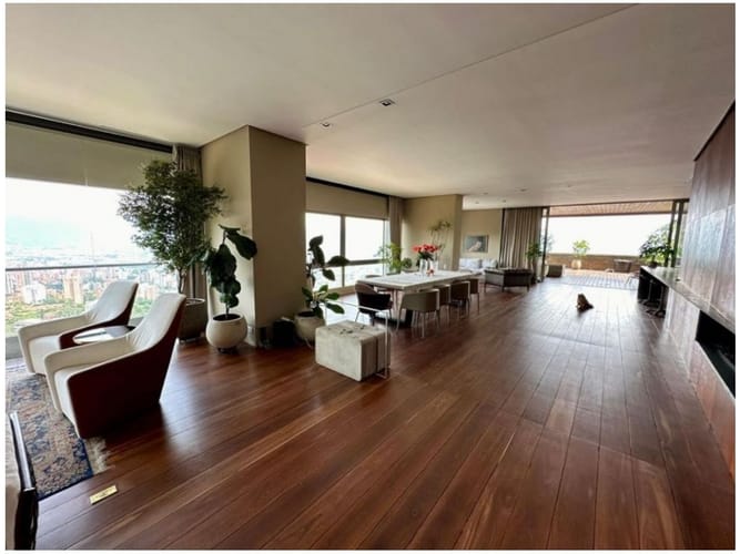 Apartamento de 3 alcobas en venta en El Poblado, Medellín, 531 m² · foto 10 de 24
