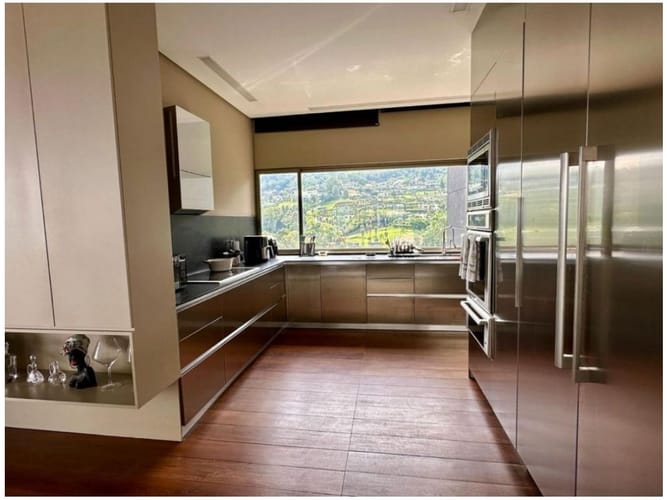 Apartamento de 3 alcobas en venta en El Poblado, Medellín, 531 m² · foto 12 de 24